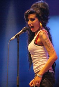 amy winehouse back to black cctm musica