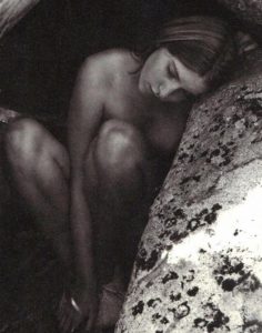 Alejandra Pizarnik Malinconia musica acqua ritmo lentezza poesia cctm a noi piace leggere