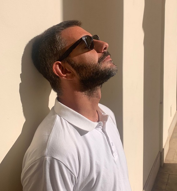 Davide Uria (Italia) poesia Il mestiere di dimenticarti amore cctm a noi piace leggere 