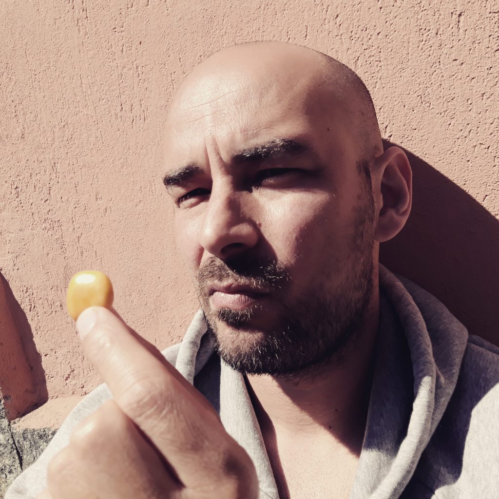 Raúl Lara Molina Sententia sentenza poesia nessuno mai cctm a noi piace leggere