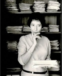 Giovanna Bemporad A una rosa poesia Episodi einaudi cctm a noi piace leggere