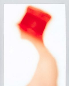 polaroid d’autore Albert Watson Vogue Harper's Bazaar Vanity Fair fotografia cctm a noi piace leggere