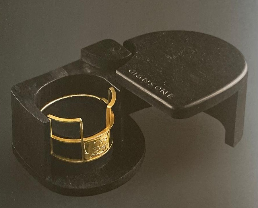 Mario Giansone (Italy) oro scultura gioielli cctm a noi piace leggere gold jewelry