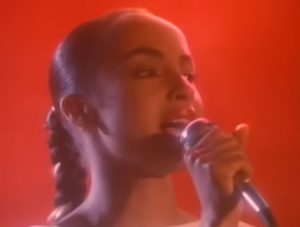 Sade Adu (UK) Smooth Operator dall'album Diamond Life, Epic Records cctm musica