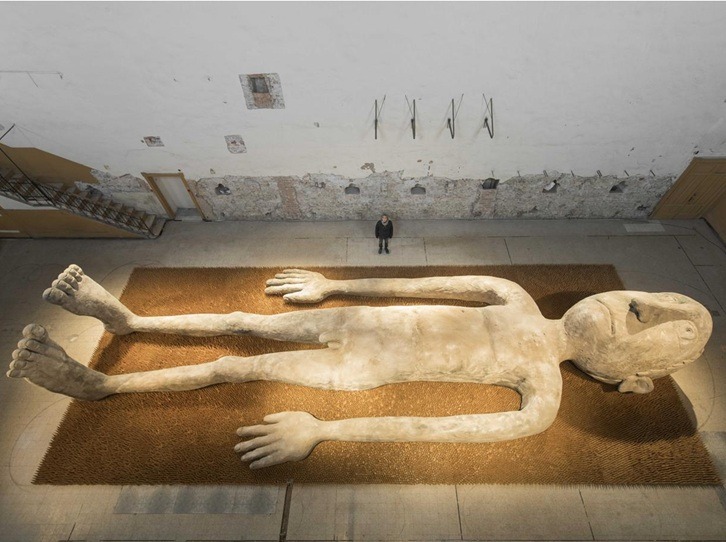 Gabriele Picco (Italia) Frank il fachiro Crociera di San Luca brescia arte contemporanea cctm scultura cono