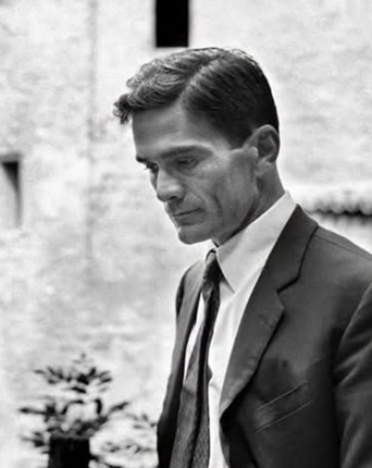 Pier Paolo Pasolini In questo mondo colpevole La religione del mio tempo poesia amarezza cctm a noi piace leggere Garzanti colpevole 