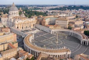 Gian Lorenzo Bernini (Italy) Basilica di San Pietro, Piazza San Pietro con il colonnato del Bernini, Città del Vaticano - St. Peter’s Basilica and St. Peter’s Square, featuring Bernini’s Colonnade, Vatican City capolavori masterpiece cctm arte