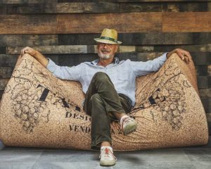 Diego Maria Gugliermetto design italia Tappone Poltrona Frau Gufram cctm a noi piace leggere